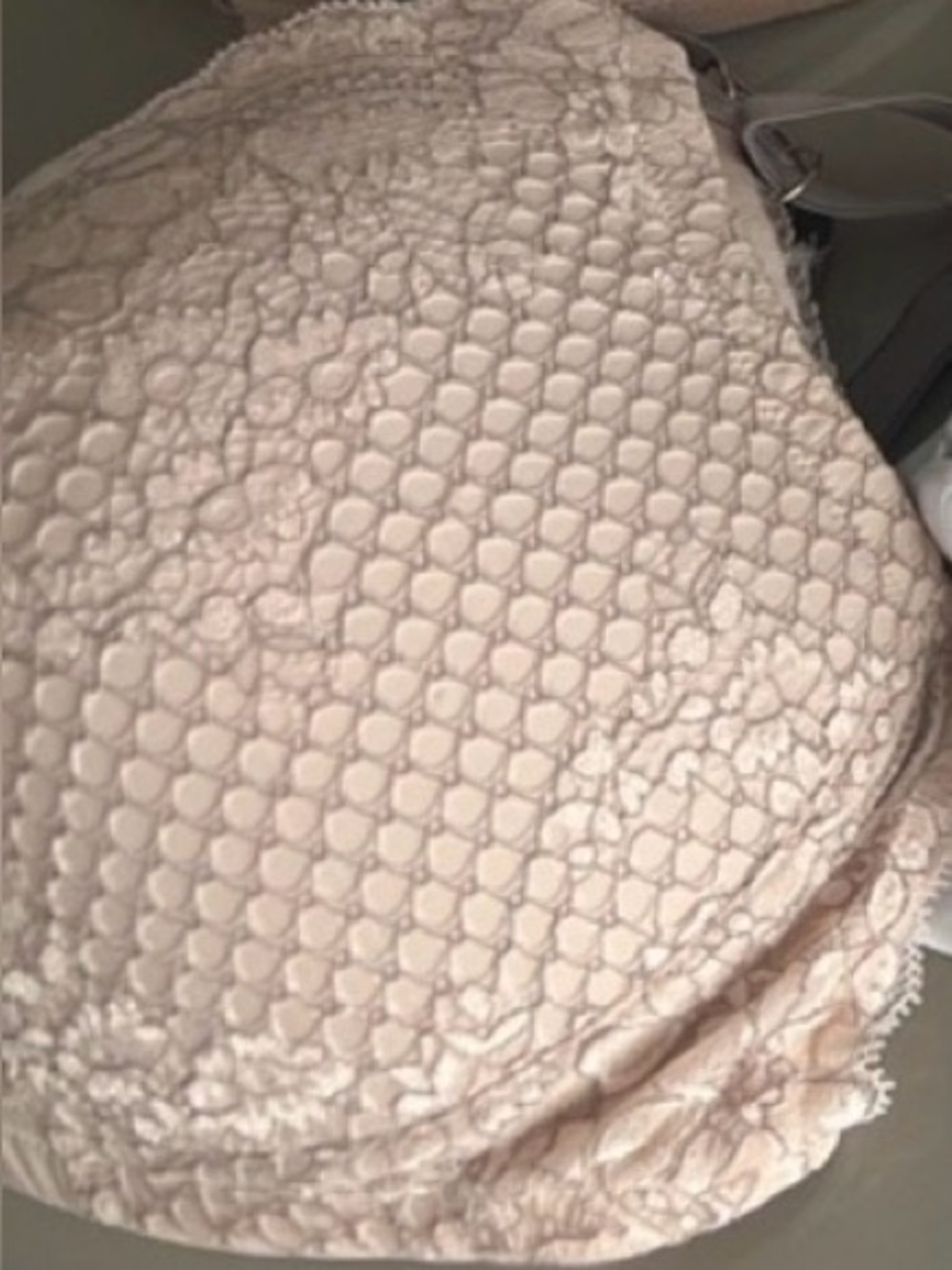 Breast Cancer Mastectomy Lace & Smooth Bra in Peach Color   36D Amoena